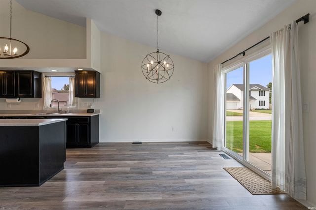 27675 Red Thistle Drive, Elkhart, IN 46514