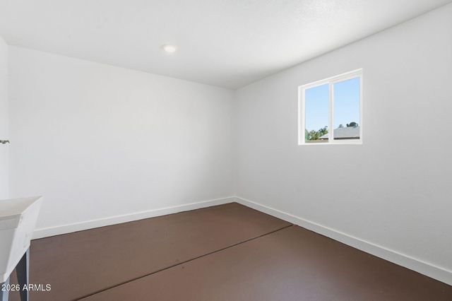 963 W HILLVIEW Street, Mesa, AZ 85201