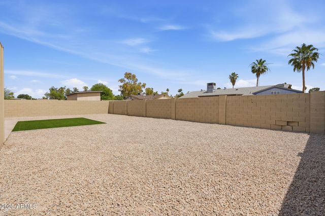 963 W HILLVIEW Street, Mesa, AZ 85201