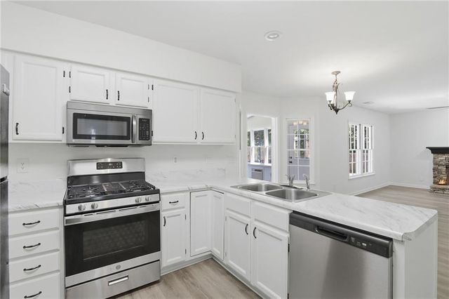 558 Russett Court SW, Marietta, GA 30064