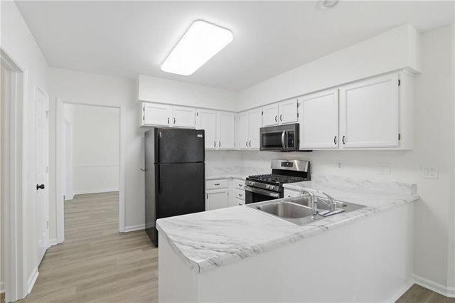 558 Russett Court SW, Marietta, GA 30064