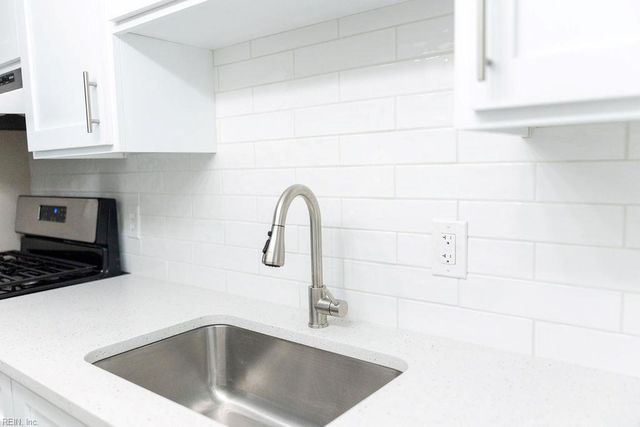 1203 Curie CT, Norfolk, VA 23513