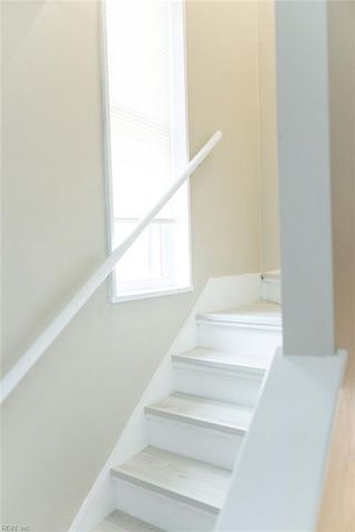 1203 Curie CT, Norfolk, VA 23513