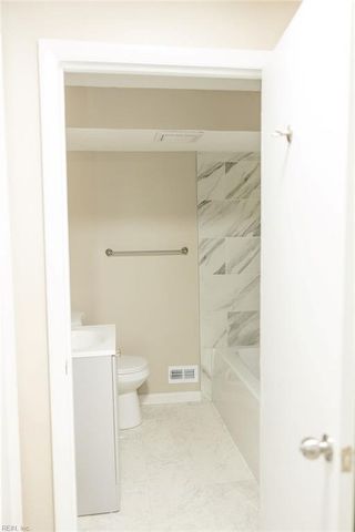 1203 Curie CT, Norfolk, VA 23513