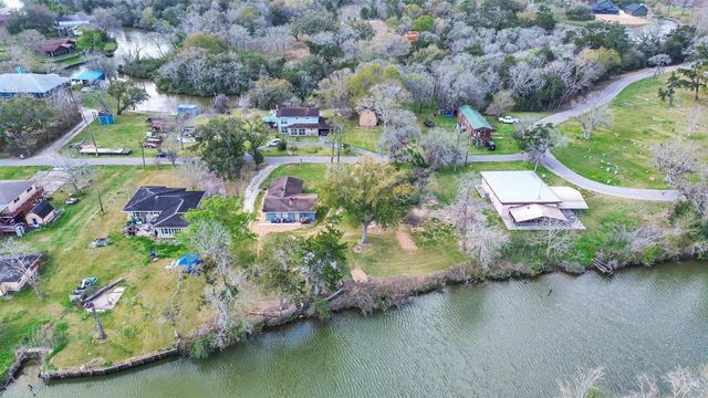 3315 Saint Anne Street, Liverpool, TX 77577