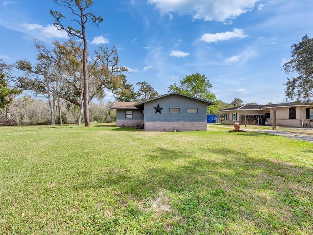 3315 Saint Anne Street, Liverpool, TX 77577