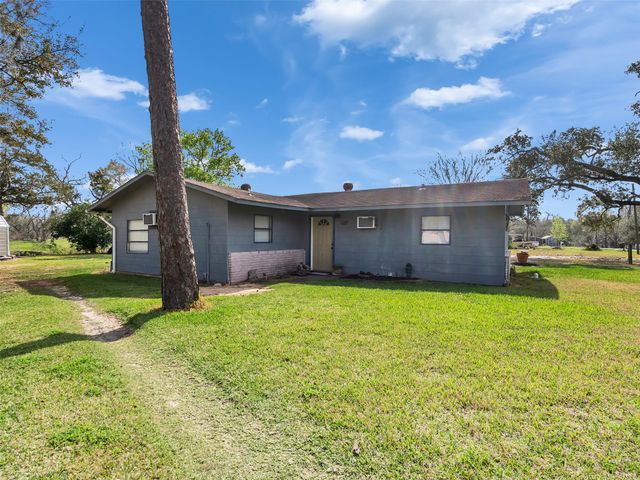 3315 Saint Anne Street, Liverpool, TX 77577