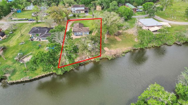 3315 Saint Anne Street, Liverpool, TX 77577