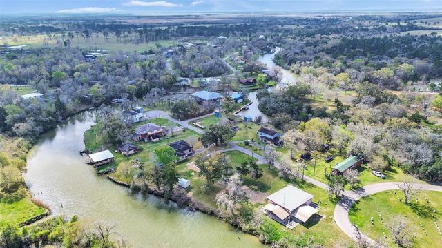 3315 Saint Anne Street, Liverpool, TX 77577