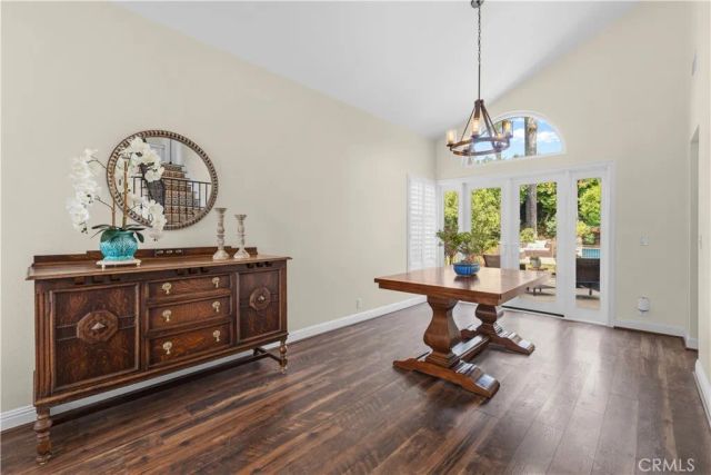943 W 14th Street, Upland, CA 91786