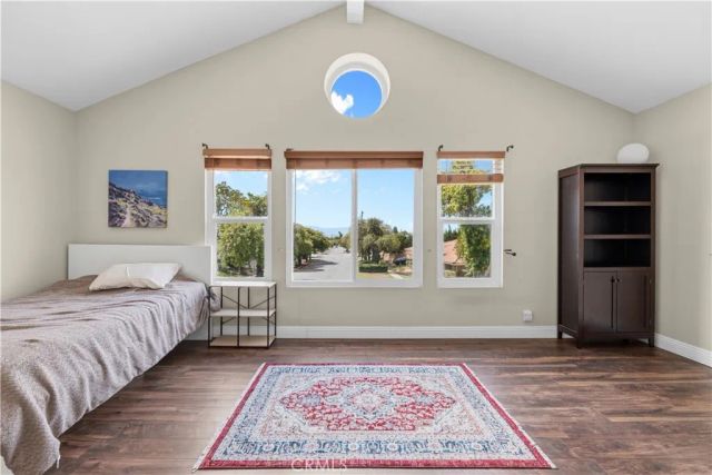 943 W 14th Street, Upland, CA 91786