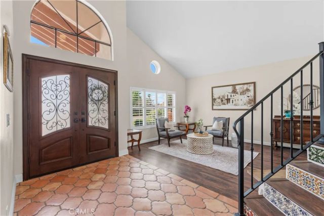 943 W 14th Street, Upland, CA 91786