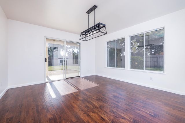 2321 N Michael Street, Visalia, CA 93292