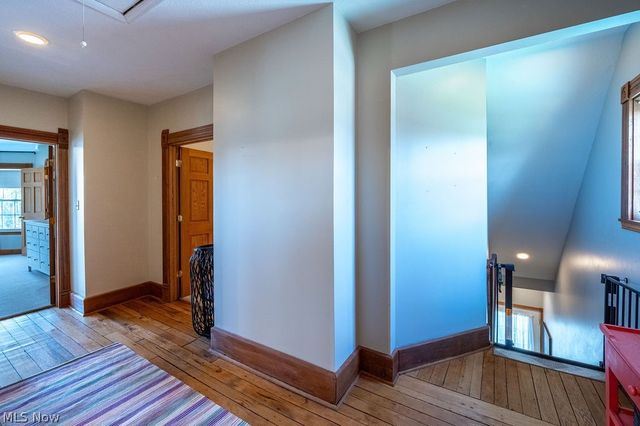 403 Columbia Avenue, Williamstown, WV 26187