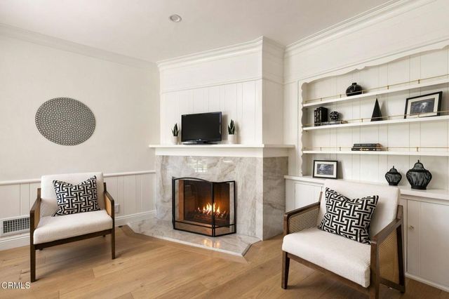 2185 N Roosevelt Avenue, Altadena, CA 91001