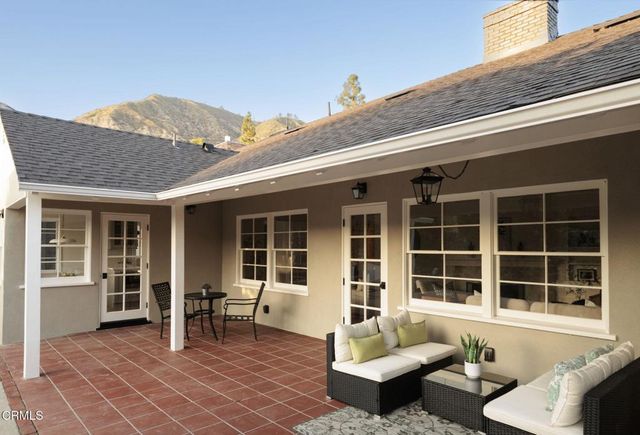 2185 N Roosevelt Avenue, Altadena, CA 91001