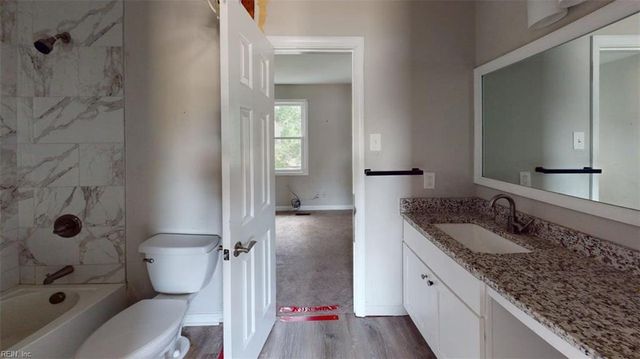 3208 Clover RD E, Chesapeake, VA 23321