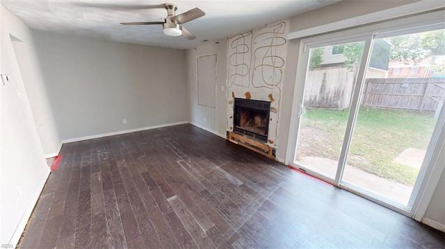 3208 Clover RD E, Chesapeake, VA 23321