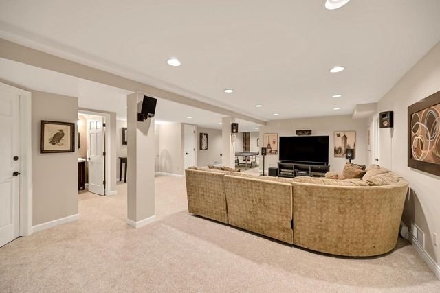 20740 Bartlett COURT, Brookfield, WI 53045