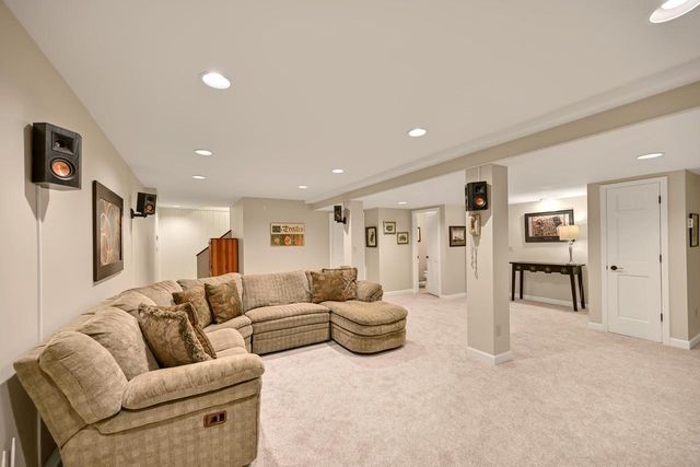 20740 Bartlett COURT, Brookfield, WI 53045