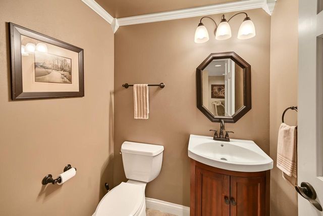 20740 Bartlett COURT, Brookfield, WI 53045