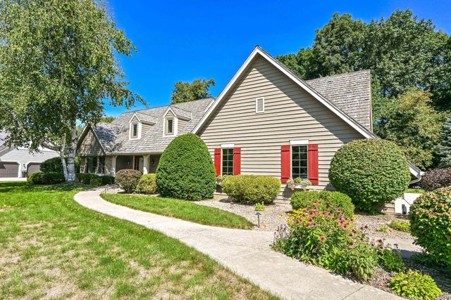 20740 Bartlett COURT, Brookfield, WI 53045