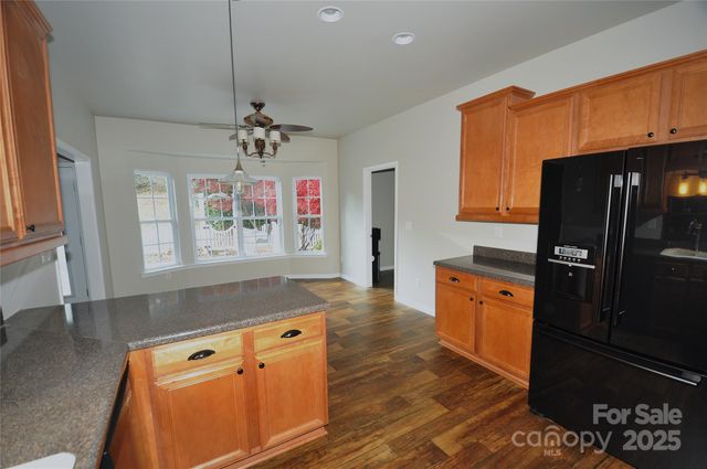 8187 Summit Ridge Drive, Catawba, NC 28609