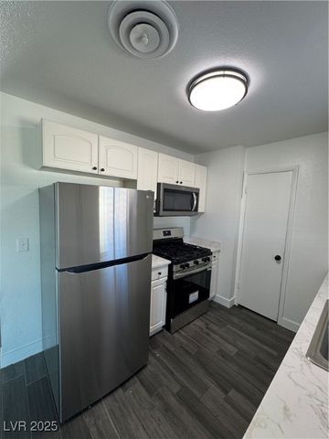 4804 East Washington Avenue, Las Vegas, NV 89110