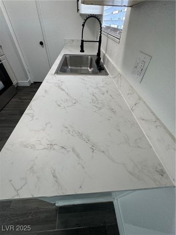 4804 East Washington Avenue, Las Vegas, NV 89110