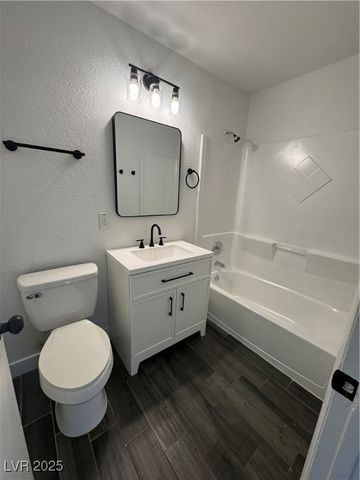 4804 East Washington Avenue, Las Vegas, NV 89110