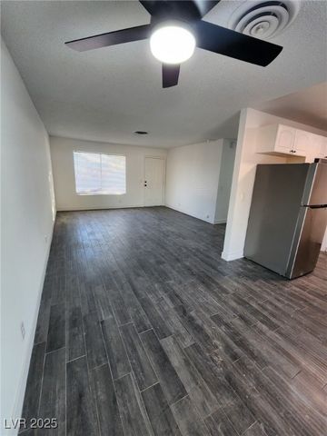 4804 East Washington Avenue, Las Vegas, NV 89110