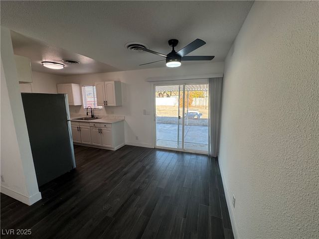 4804 East Washington Avenue, Las Vegas, NV 89110