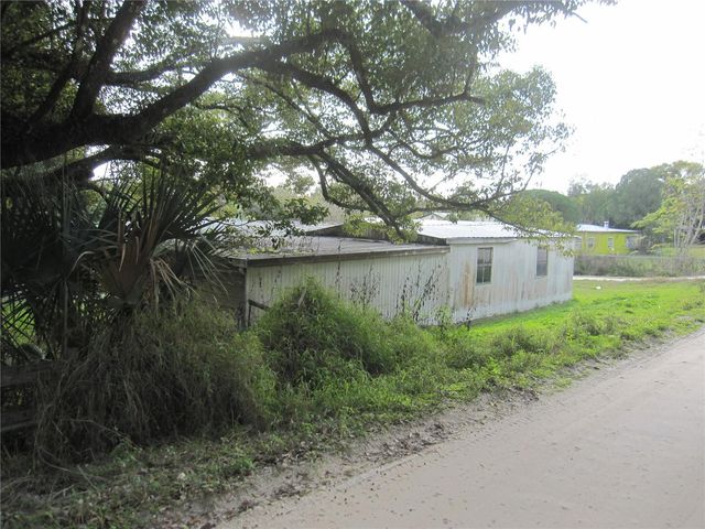 37736 PHELPS ROAD, Zephyrhills, FL 33541