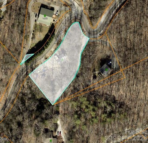 1034 Kyles Creek Road, Hendersonville, NC 28792