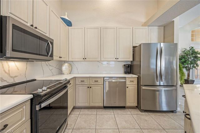 4920 SW 1st CT, Cape Coral, FL 33914