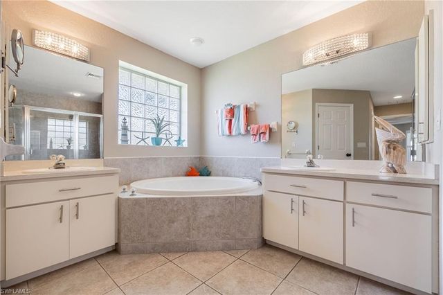 4920 SW 1st CT, Cape Coral, FL 33914
