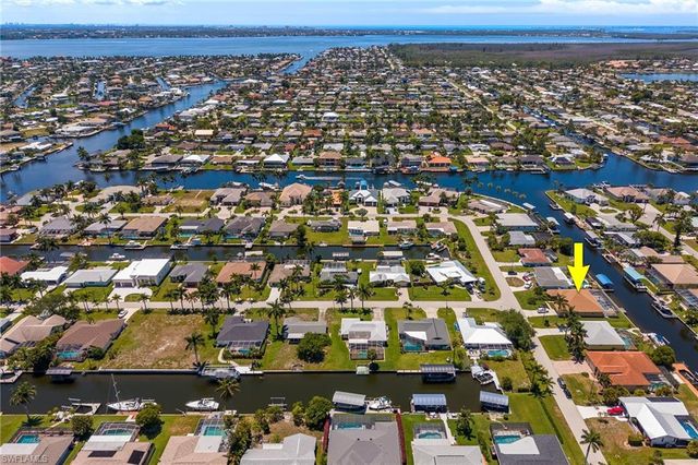 4920 SW 1st CT, Cape Coral, FL 33914