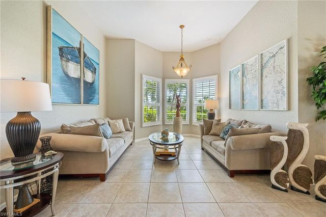4920 SW 1st CT, Cape Coral, FL 33914