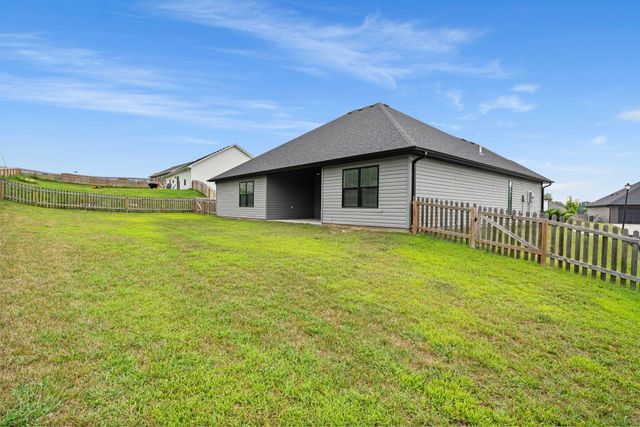6020 W TAMARACK DR, Columbia, MO 65203