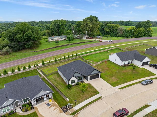 6020 W TAMARACK DR, Columbia, MO 65203