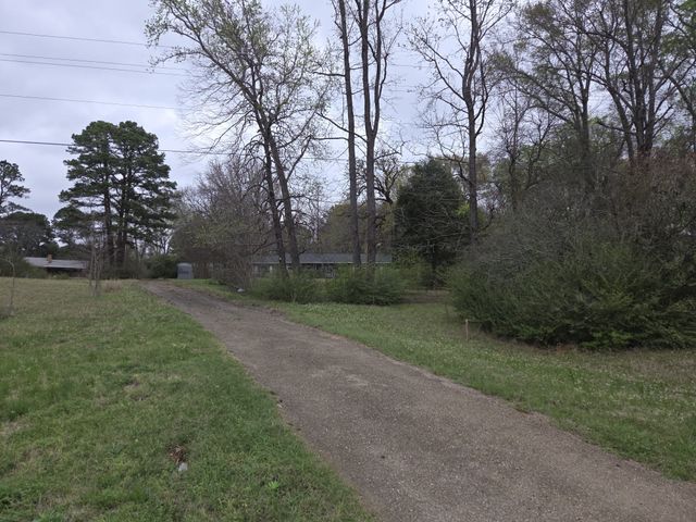 7515 E US Highway 80, Hawkins, TX 75765