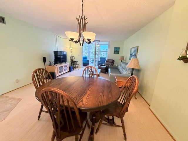 206 SE 10TH Street 201, Dania Beach, FL 33004