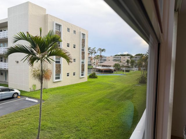 206 SE 10TH Street 201, Dania Beach, FL 33004