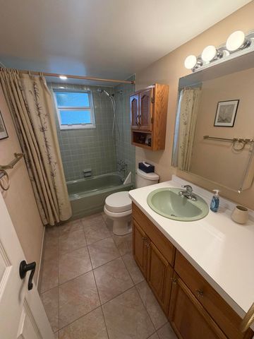 206 SE 10TH Street 201, Dania Beach, FL 33004