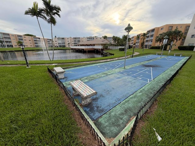 206 SE 10TH Street 201, Dania Beach, FL 33004