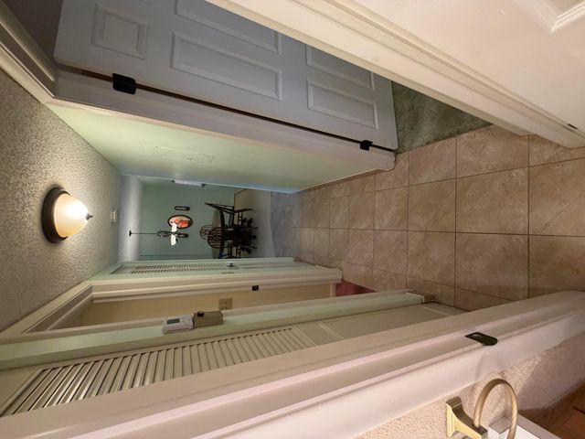 206 SE 10TH Street 201, Dania Beach, FL 33004