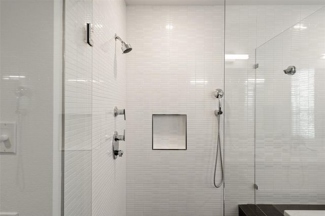 2105 Goodrich Ave 2, Austin, TX 78704