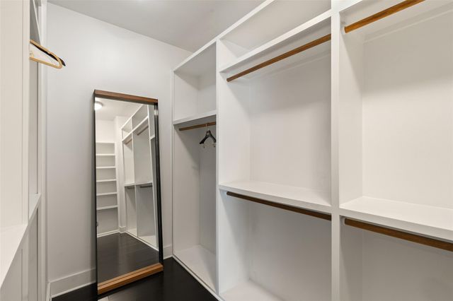 2105 Goodrich Ave 2, Austin, TX 78704
