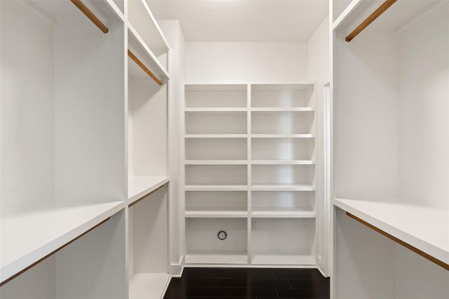2105 Goodrich Ave 2, Austin, TX 78704