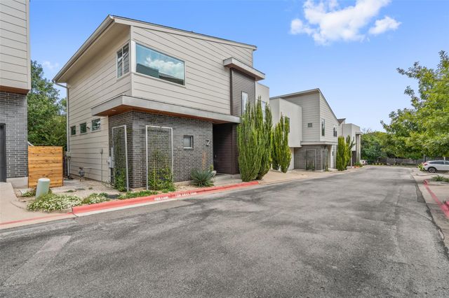 2105 Goodrich Ave 2, Austin, TX 78704
